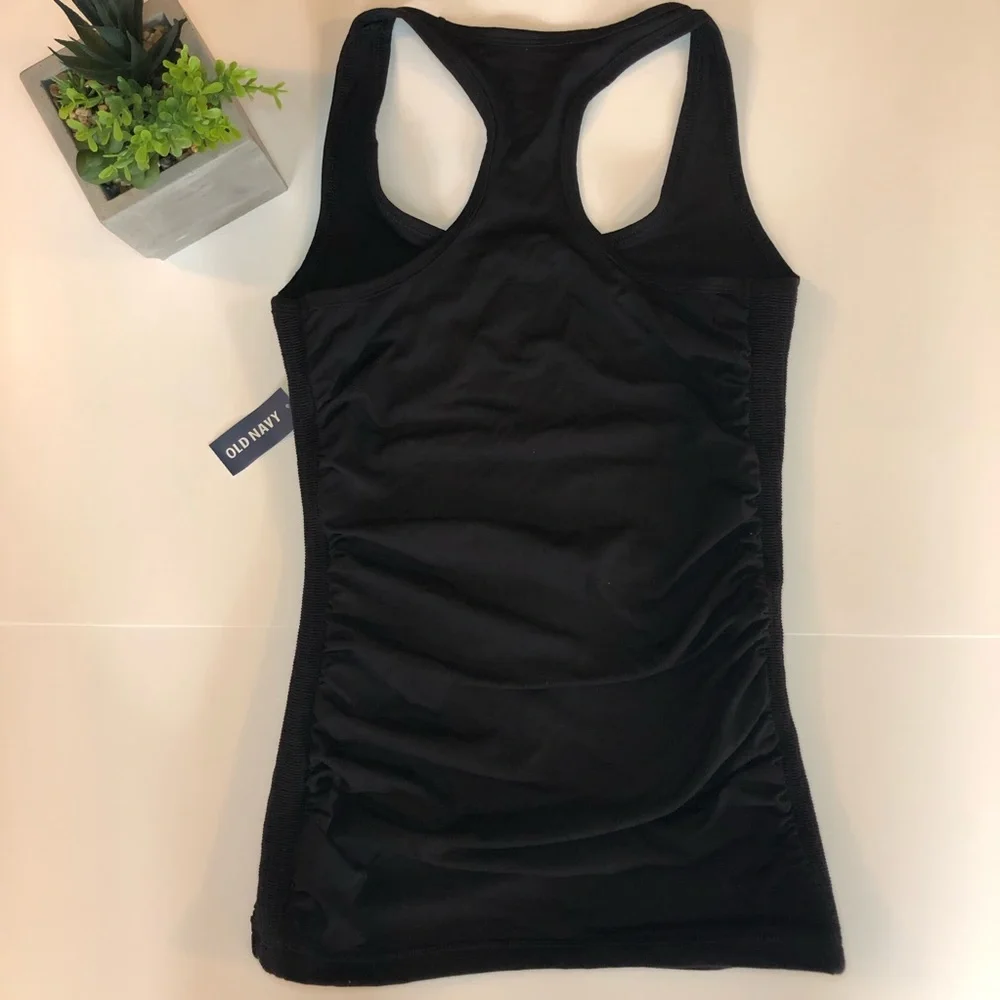 Old Navy Fitted Active Workout Tank Top Size Small - Picture 2 of 9